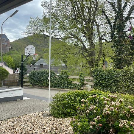 Auf Muehlenfeld Apartamento Heimbach Exterior foto